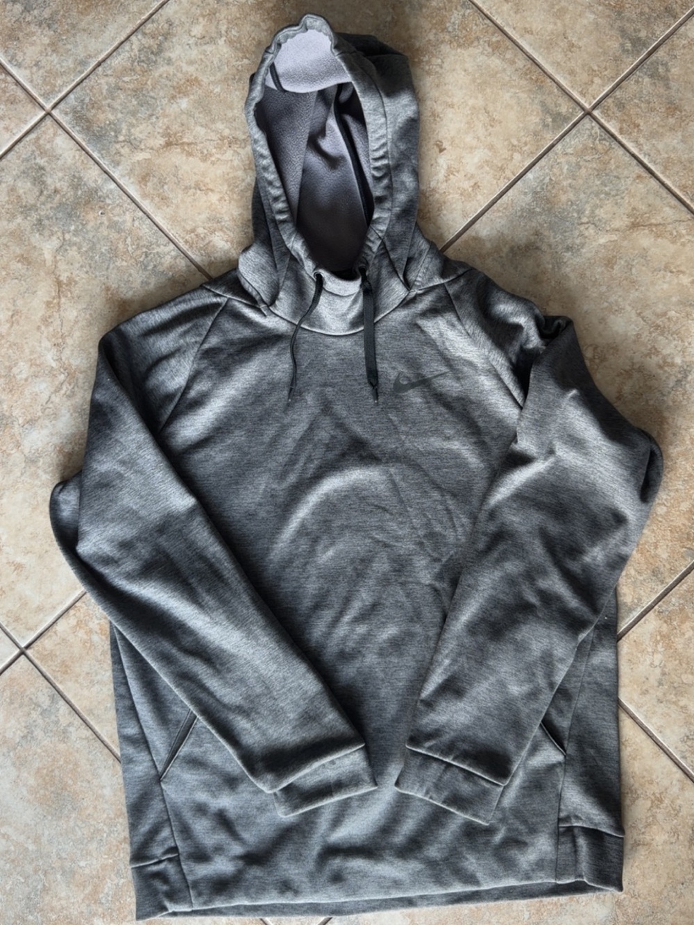 Nike Men's Grey Pullover Hoodie